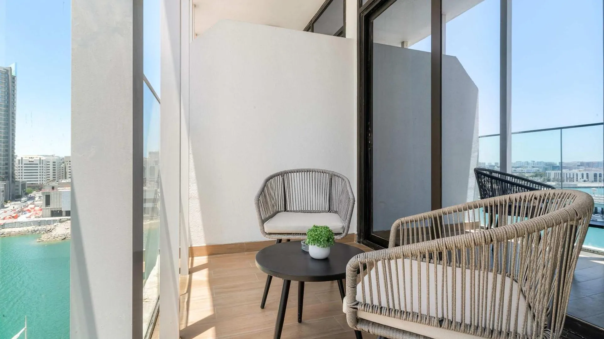 Silkhaus Cityscape Studio In Al Maryah Island Abu Dhabi Lejlighed